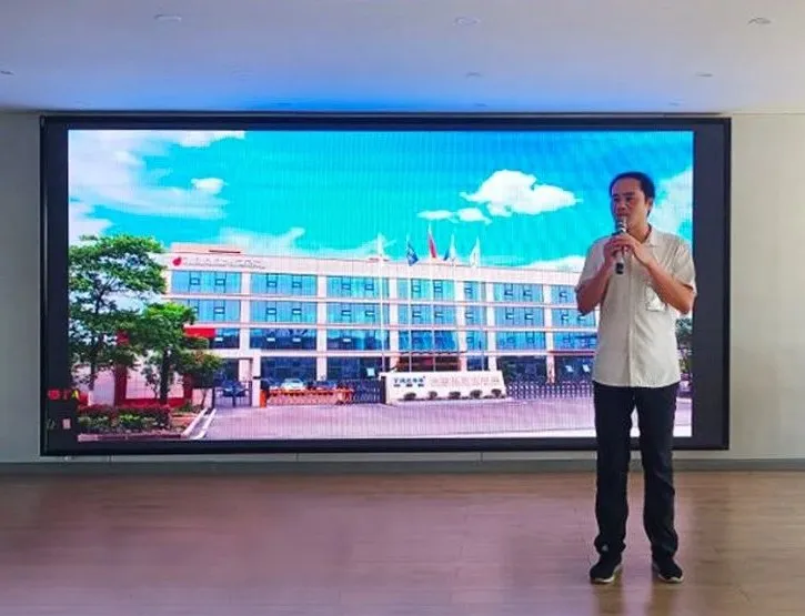八月员工大会┃促生产 抓清静 勤总结-鸿运国际